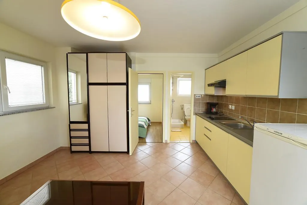 Apartments Galic Kampor Croatia