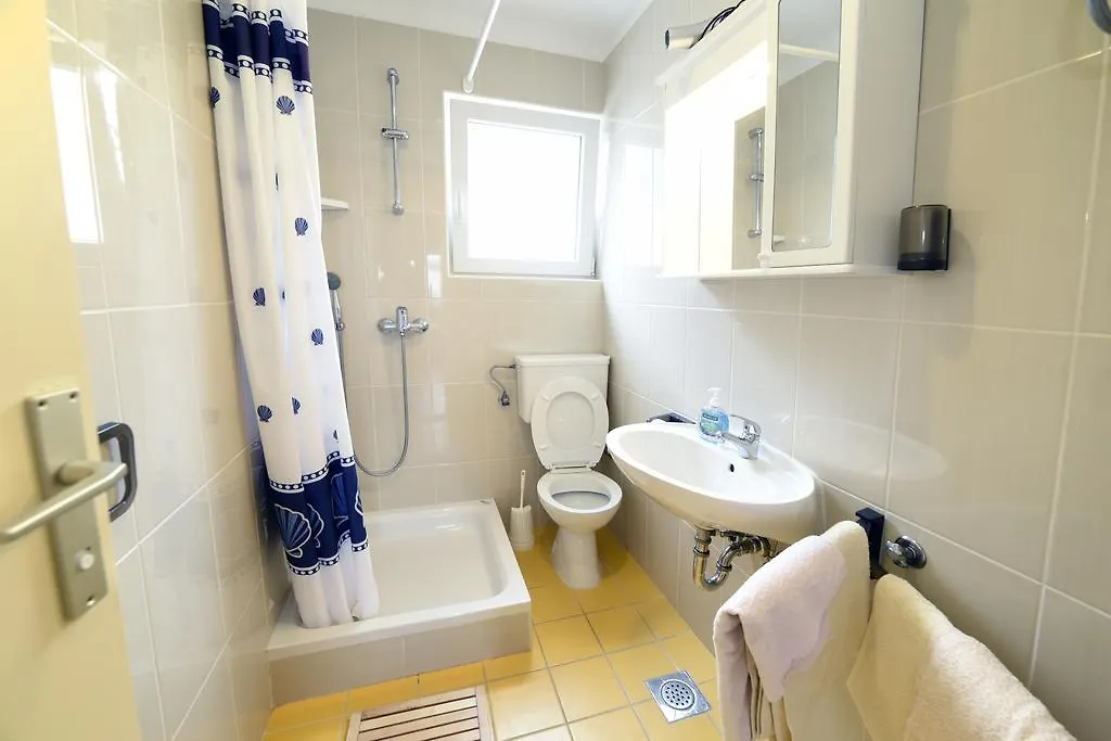 Apartments Galic Kampor