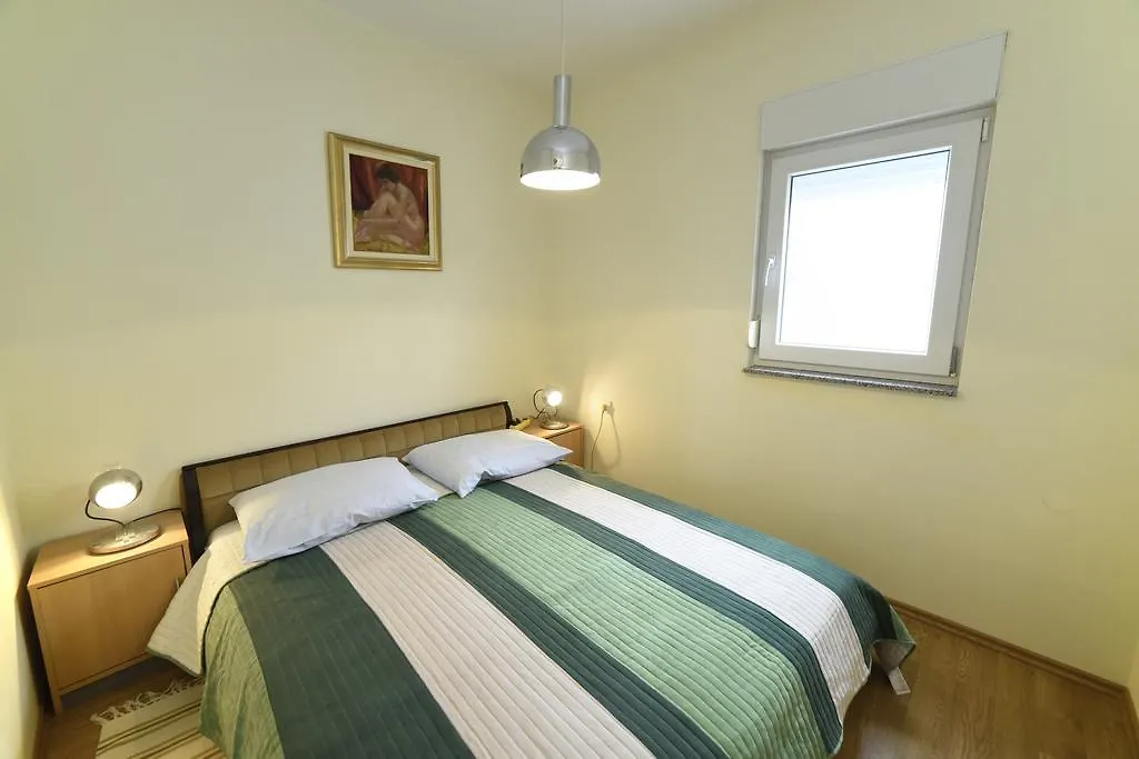 Apartments Galic Kampor
